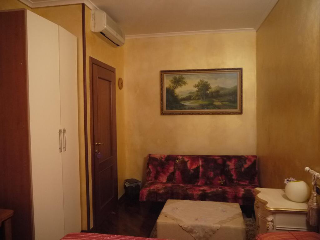 B&B Green Homeフィウミチーノ 部屋 写真